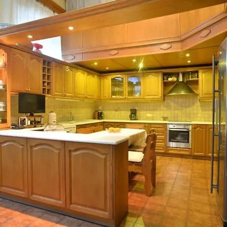 Avra Mansion / αρχοντικό αύρα 260m2 *